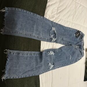 Distressed pretty little thing vintage high-rise, straight leg